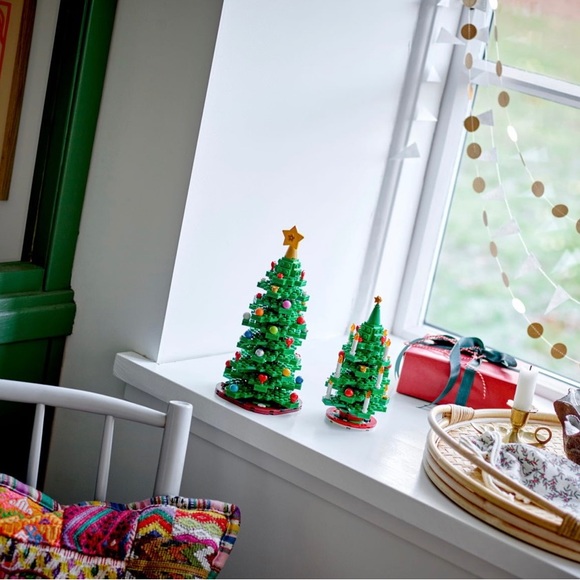 LEGO CHRISTMAS TREE 40573 HOLIDAY LEGO BRAND NEW SEALED BOX COLLECTABLE … - Picture 4 of 6